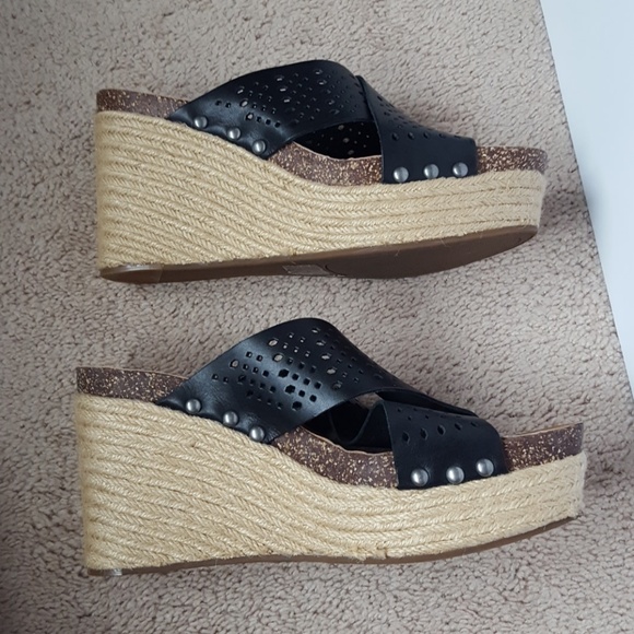 Lucky Brand leather wedge sandals size 9.5M - Picture 5 of 8